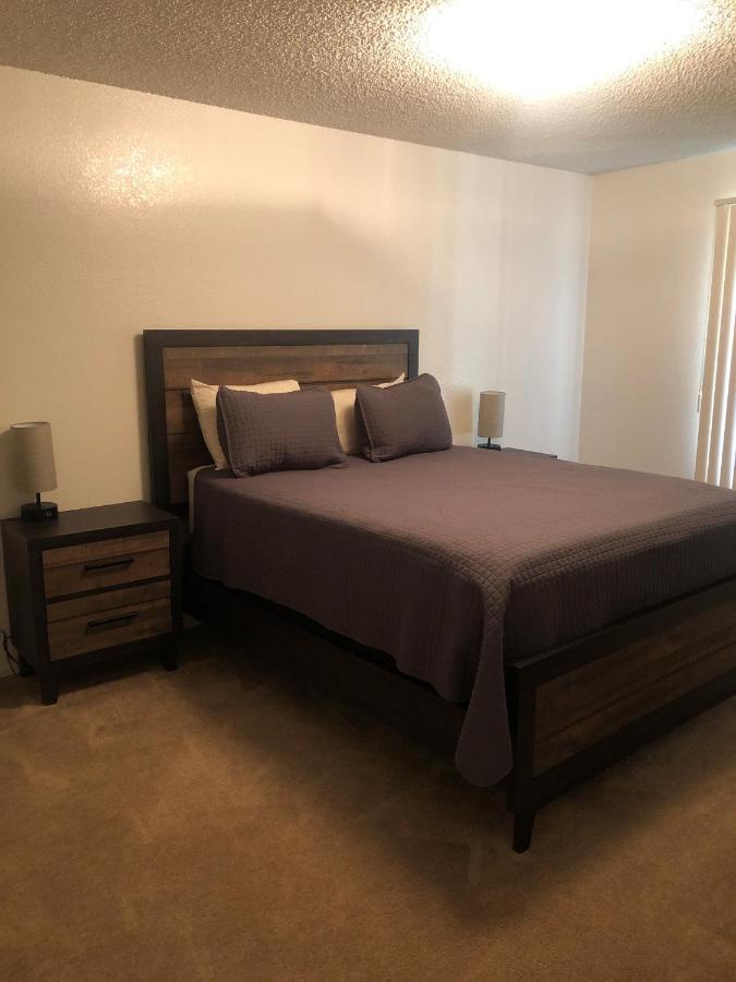Whispering Meadows Apartments Bakersfield Exterior foto